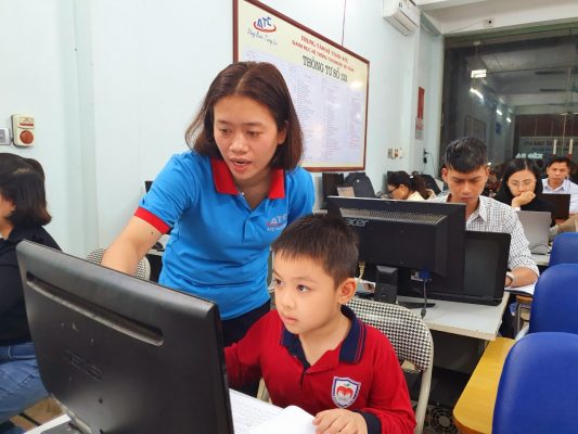 Lop day tin hoc van phong Thanh Hoa