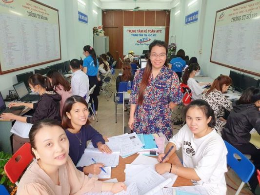 Hoc ke toan cap toc tai thanh hoa Cuộc sống này bạn sợ nhất điều gì?Với tôi, tôi sợ không có sức khỏe và sợ không có tri thức.